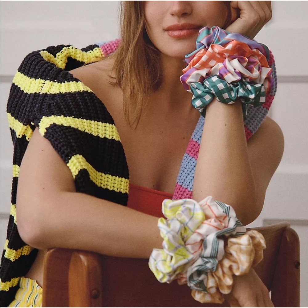 Anthropologie Printed Headband & Scrunchies Set - Picture 2 of 3